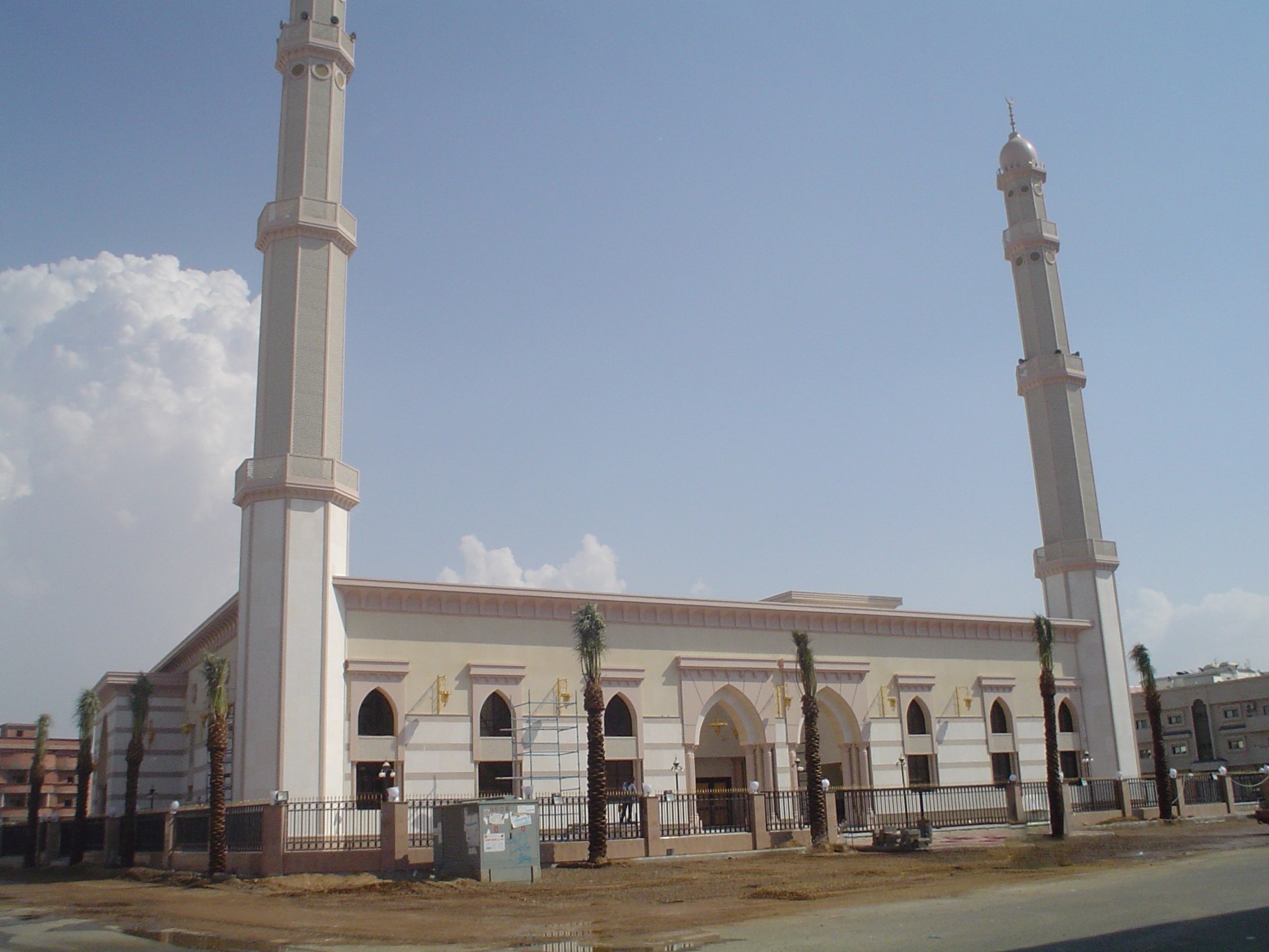  مسجد خديجة بغلف